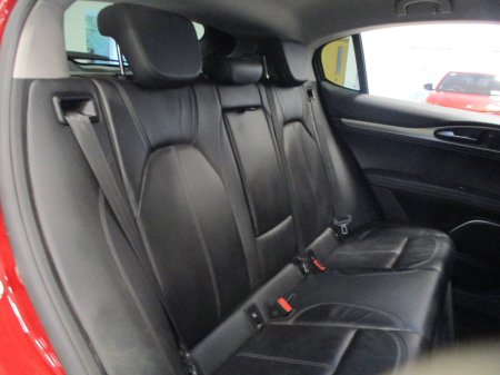 2021 Alfa Romeo Stelvio 2.2 JTD 190hp AWD Sprint €43,950 thumbnail