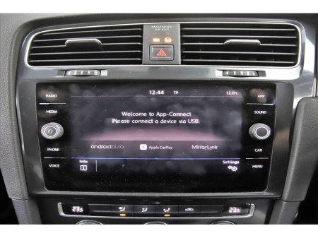 2017 Volkswagen Golf - thumbnail 16