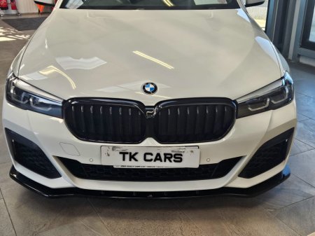 2021 BMW 5 Series - thumbnail 4