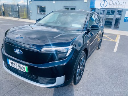 2025 Ford Explorer SELECT EV