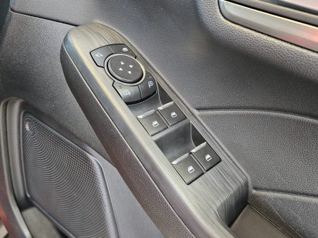 2023 Ford Kuga - thumbnail 7