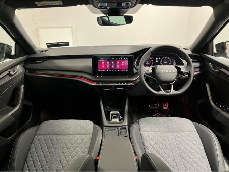 2025 Skoda Octavia Sportline DSG 2.0TDI 150HP - Reversing Camera - Climate Control - Heated Seats - Cruise Control - Keyless Start - Apple CarPlay/Android Auto €43,950