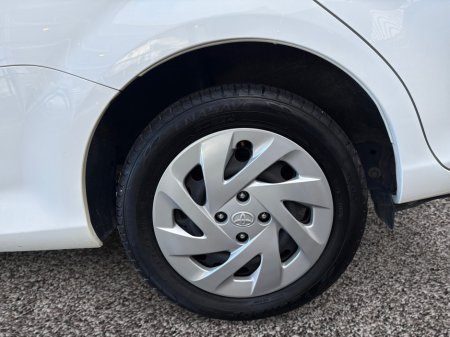 2020 Toyota Corolla - thumbnail 16