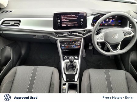 2026 Volkswagen T-Roc - thumbnail 4