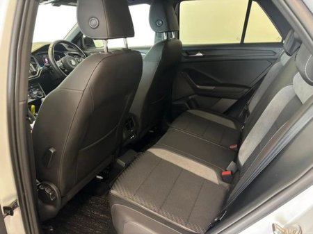 2020 Volkswagen T-Roc 2.0 TDI 150bhp R-Line DSG €24,495 thumbnail