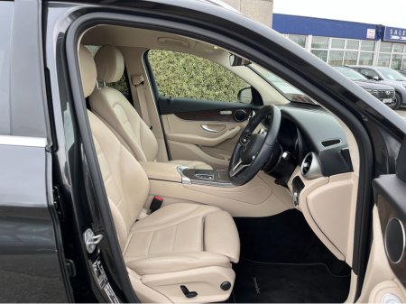 2021 Mercedes-Benz GLC Class - thumbnail 11