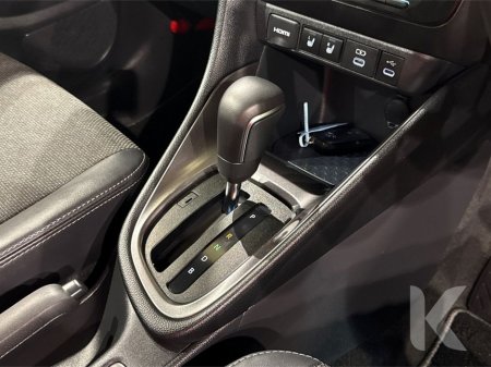 2024 Toyota Yaris - thumbnail 17