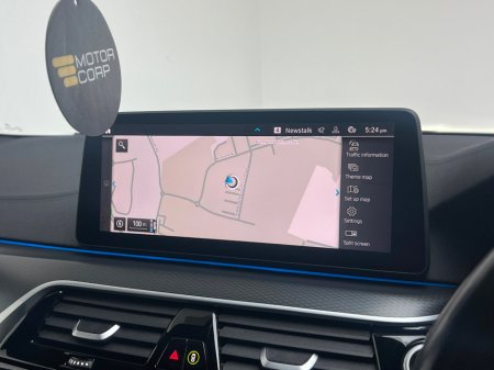 2023 BMW 5 Series - thumbnail 14