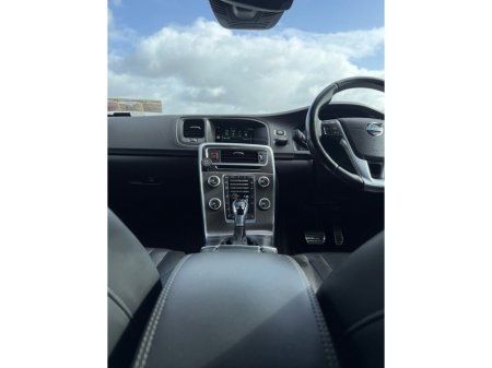 2015 Volvo V60 - thumbnail 14