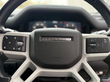 2021 Land Rover Defender - thumbnail 17