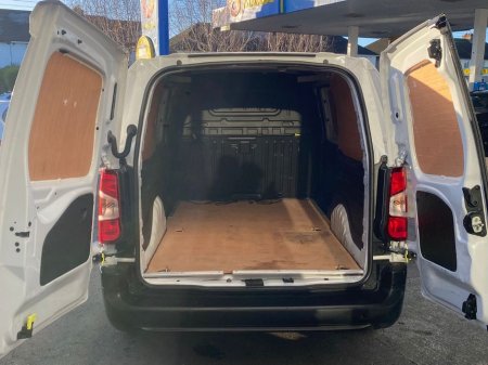 2023 Fiat Doblo LWB 1.5 100HP 1000KG 4DR €17,995 thumbnail