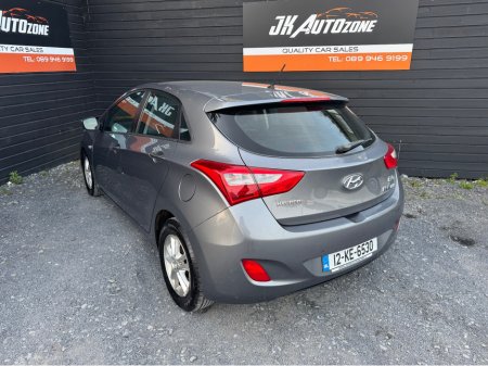 2012 Hyundai i30 - thumbnail 4