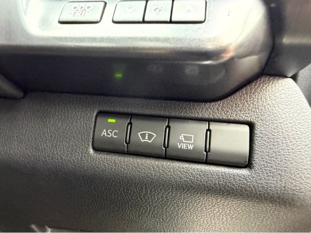 2021 Lexus UX 300 e UX300e - Takumi Edition - Sunroof €24,750 thumbnail