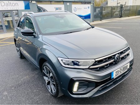 2023 Volkswagen T-Roc - thumbnail 3