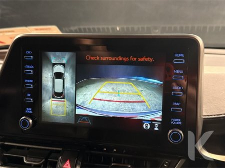 2020 Toyota C-HR - thumbnail 25