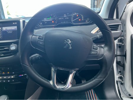2016 Peugeot 2008 2016 PEUGEOT 2008 AUTOMATIC 4 CROSS CITY 1.2 AUTOMATIC / HEATED SEATS / PARKING SENSORS €11,950 thumbnail