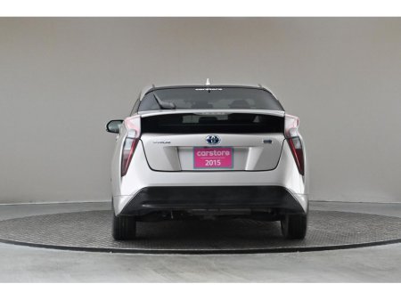 2017 Toyota Prius - thumbnail 7