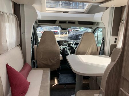 2025 Ford Transit - thumbnail 8