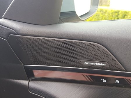 2026 BMW 5 Series - thumbnail 22