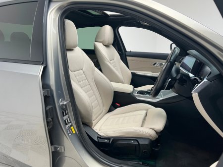 2021 BMW 3 Series 330E M SPORT PRO ED XDRIVE *SUNROOF* €29,990 thumbnail
