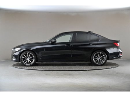 2021 BMW 3 Series - thumbnail 5