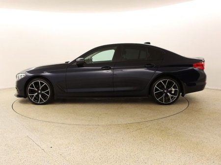 2018 BMW 5 Series - photo 4