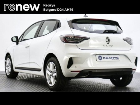 2025 Renault Clio - view 3