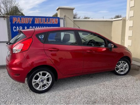 2017 Ford Fiesta - photo 6