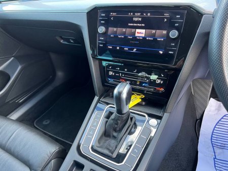 2022 Volkswagen Passat - thumbnail 11