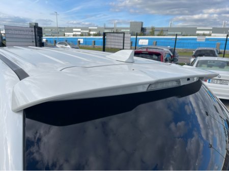 2020 Mitsubishi Outlander (Very Low Km's) HYBRID 2.4 PHEV AUTOMATIC 5DR MODEL  www.bolandscarcentre.ie €24,900 thumbnail