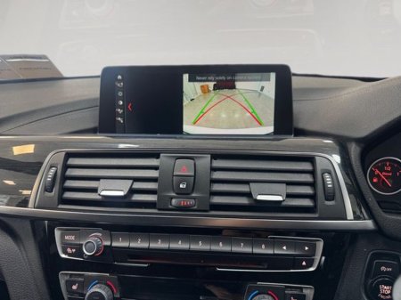 2018 BMW 3 Series - thumbnail 14