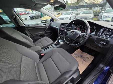 2017 Volkswagen Golf ( 172 REG ) NEW MODEL 1.2 TSI CARPLAY ANDROIDAUTO  LANE ASSIST  ALLOYS €15,450 thumbnail