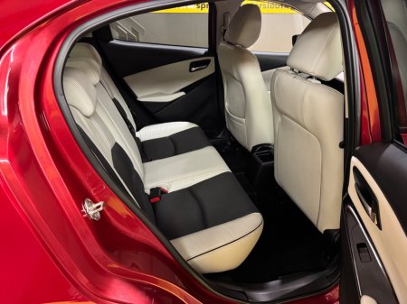 2016 Mazda Demio - thumbnail 11