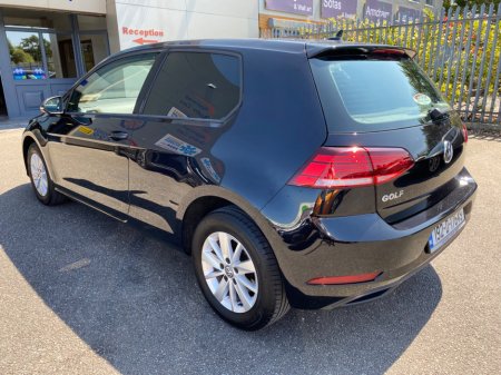 2019 Volkswagen Golf  €11,341 thumbnail