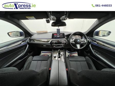 2018 BMW 5 Series - view 2