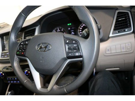 2018 Hyundai Tucson - thumbnail 13