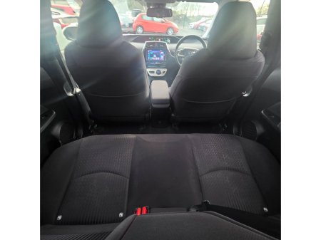 2018 Toyota Prius - thumbnail 15