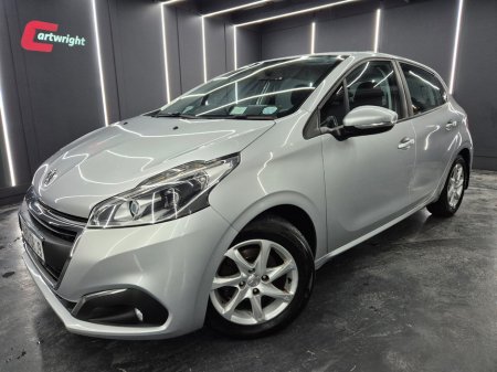 2016 Peugeot 208 - thumbnail 1