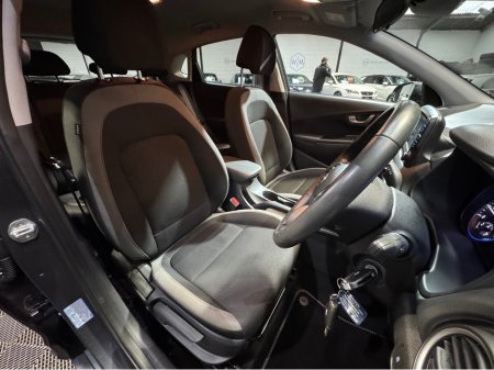 2020 Hyundai Kona 1.0 EXECUTIVE 5DR LOW MILEAGE €18,900 thumbnail