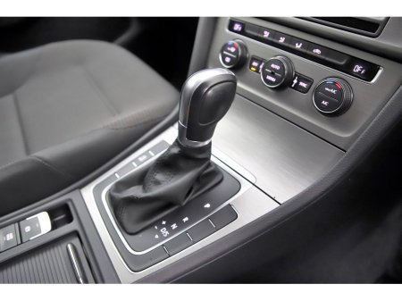 2016 Volkswagen Golf - thumbnail 23