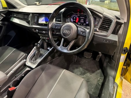 2021 Audi A1 1.0 AUTOMATIC - YELLOW/BLACK 2 TONE - CRUISE CONTROL - REAR CAMERA €24,450 thumbnail