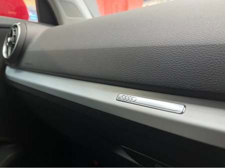 2021 Audi Q2 - thumbnail 16