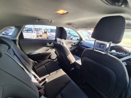 2022 Hyundai Kona - thumbnail 9