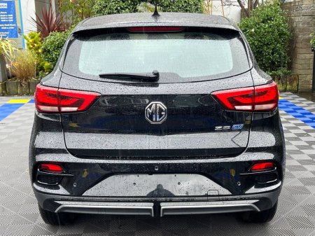 2023 MG ZS EV // LOW MILEAGE // APPLE CARPLAY/ANDROID AUTO // 360 PARKING CAMERAS // DIGITAL CLUSTER €20,900 thumbnail