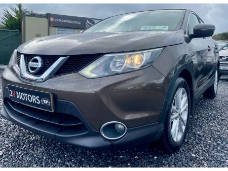 2015 Nissan Qashqai 1.5 DSL SV 4DR LOW KM €8,950 thumbnail