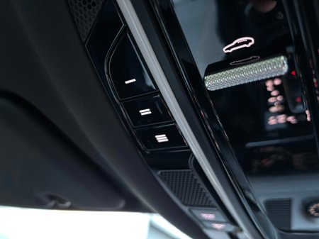 2022 Porsche Cayenne Coupe 3.0 V6 e-hybrid €73,995 thumbnail