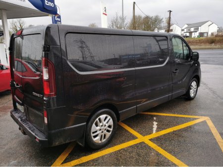 2020 Renault Trafic LL30 ENERGY DCI 145 SPORT LL29 PANE €12,999 thumbnail