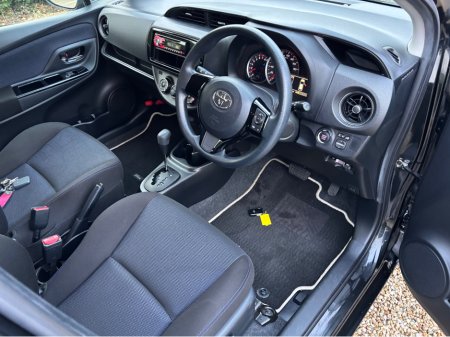 2016 Toyota Vitz NSP130 161 D 71172 €8,950 thumbnail