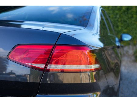 2019 Volkswagen Passat - thumbnail 8