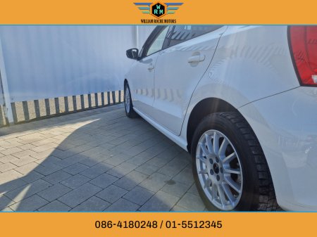 2012 Volkswagen Polo - thumbnail 16